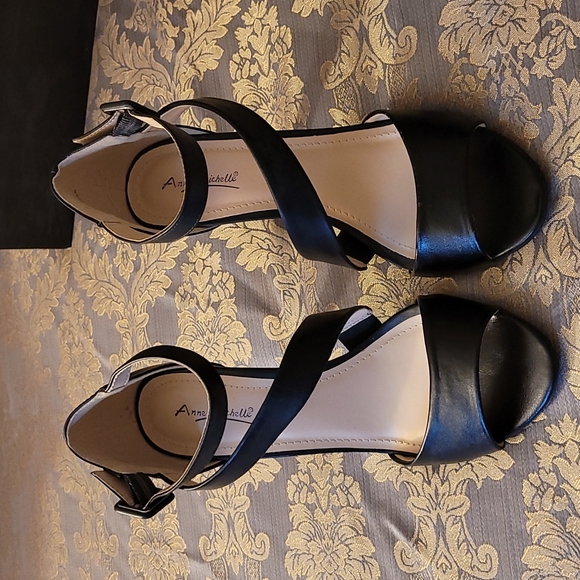 Black Ankle Wrap Open Toes Heels - Picture 1 of 11